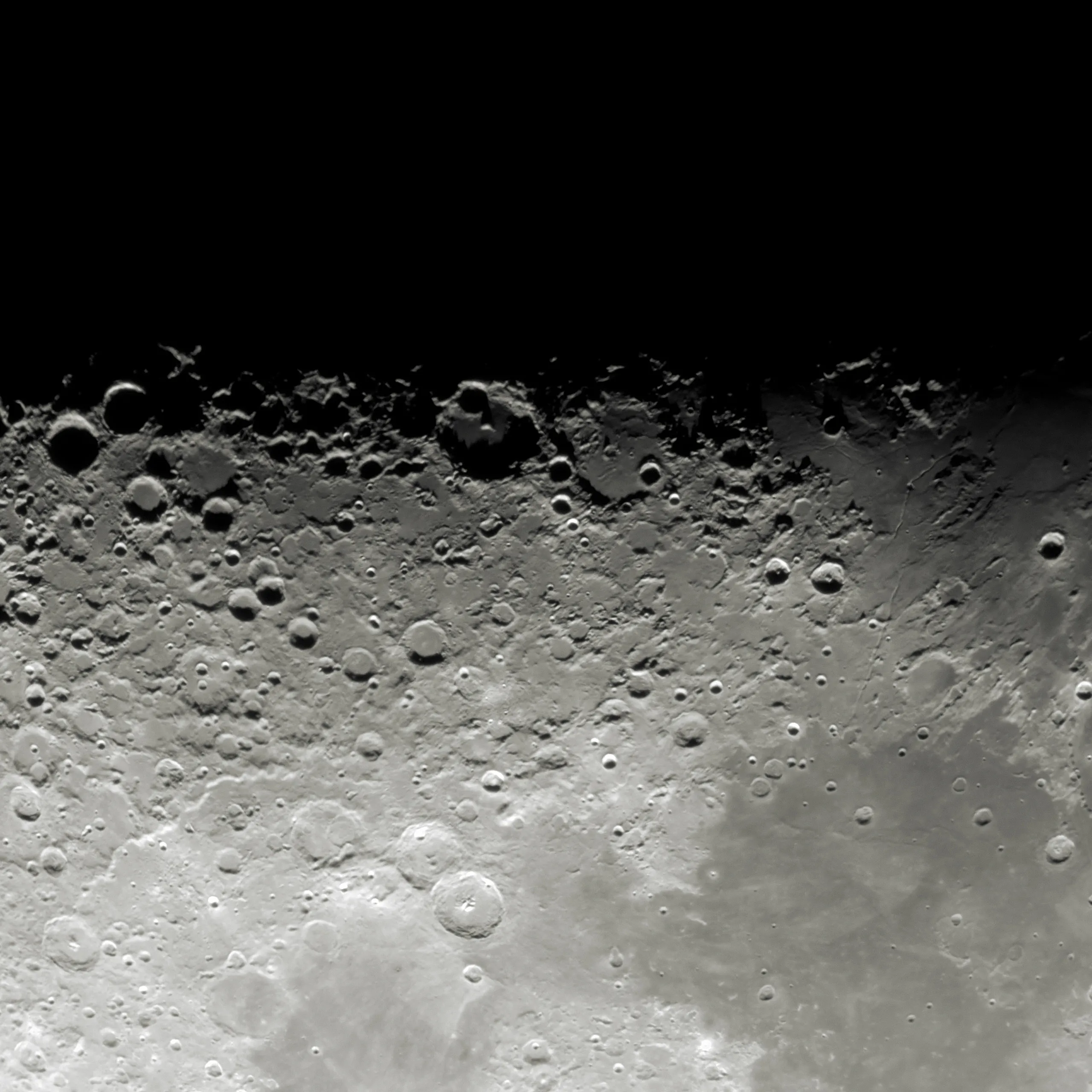 The Moon: Lunar X and Lunar V - Urban Astrophotography